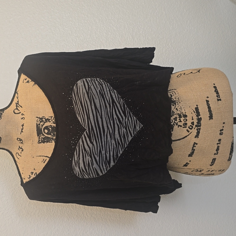 Wet Seal black heart crop top